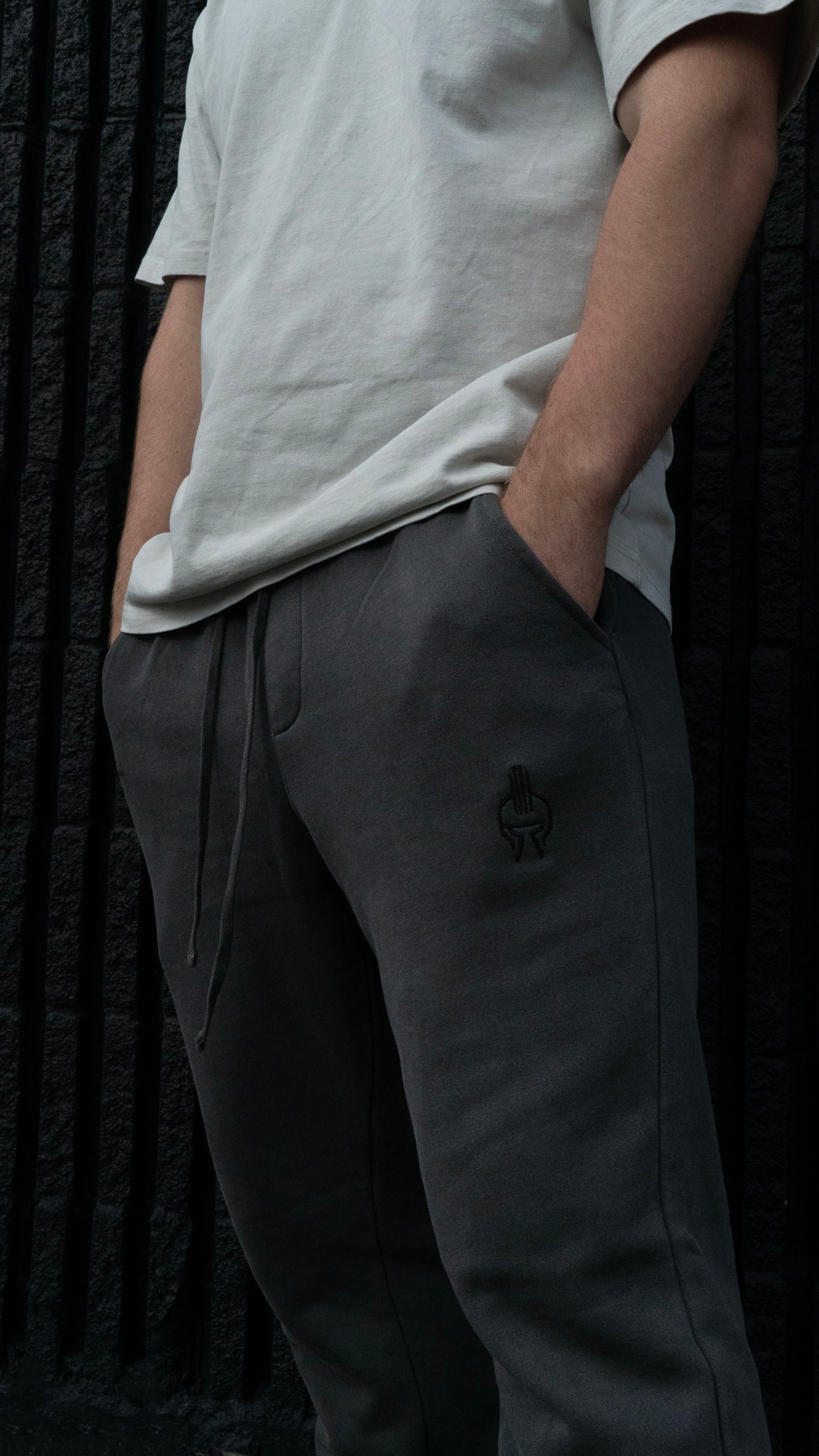 SWEATPANTS